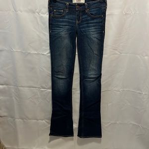 (137) Hollister bootcut jeans